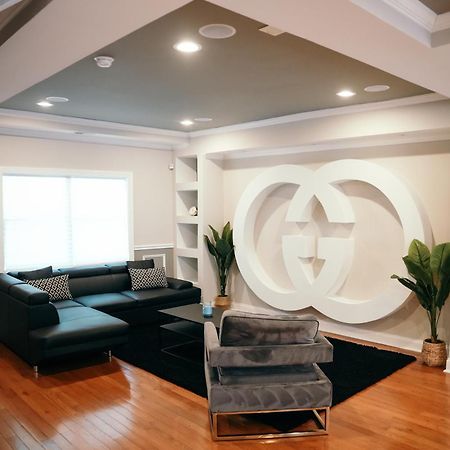 Charm City Luxury 4 Bedroom Brick Home Baltimore Bagian luar foto