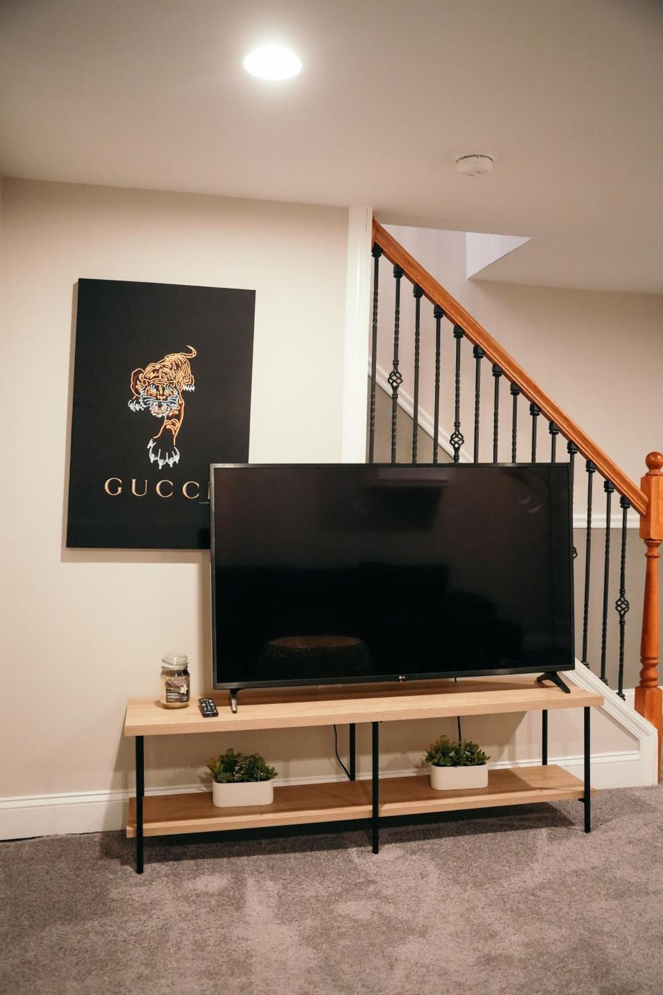 Charm City Luxury 4 Bedroom Brick Home Baltimore Bagian luar foto