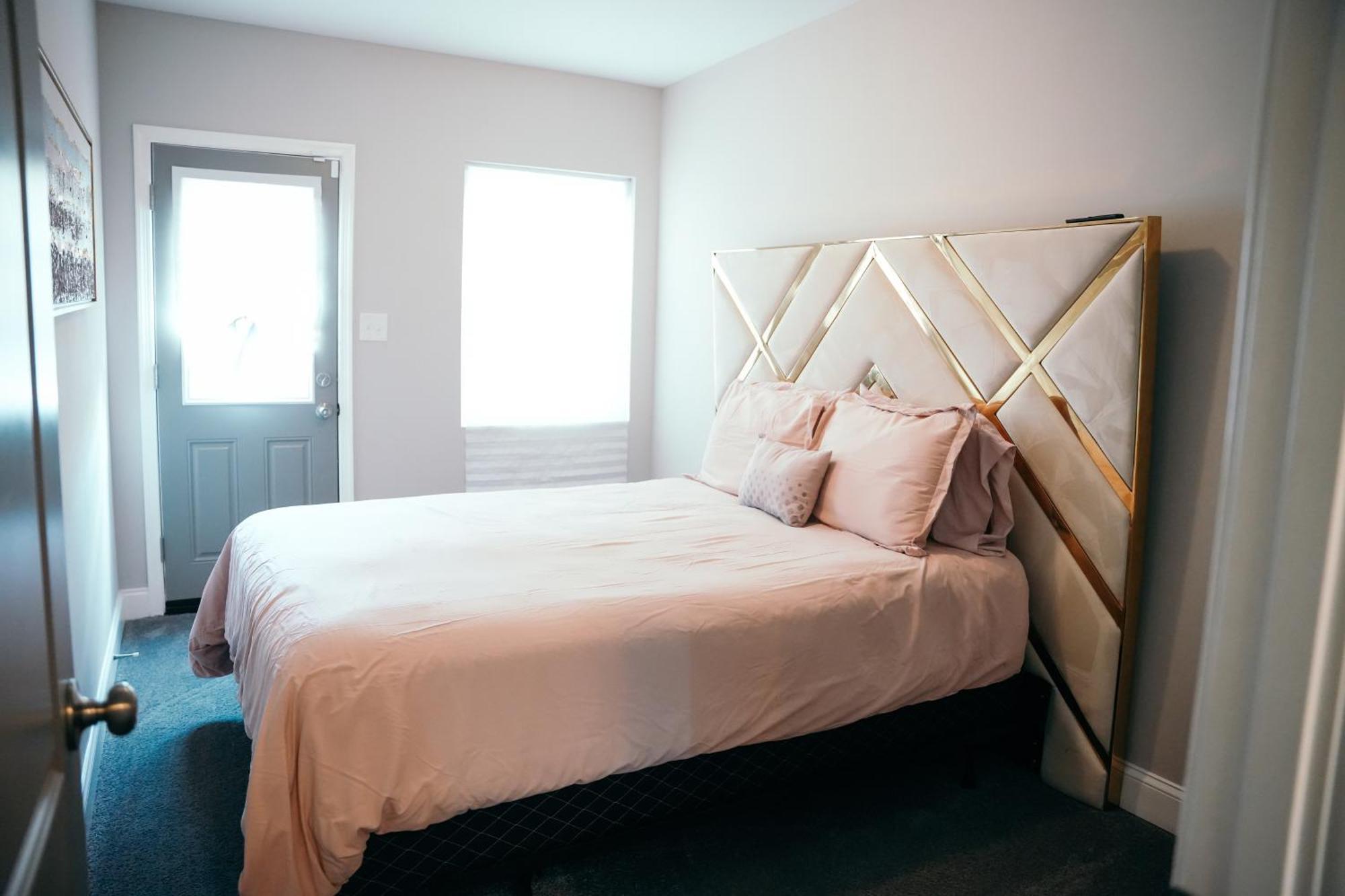 Charm City Luxury 4 Bedroom Brick Home Baltimore Bagian luar foto
