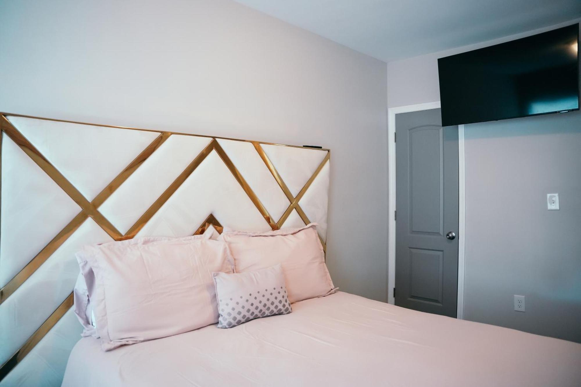 Charm City Luxury 4 Bedroom Brick Home Baltimore Bagian luar foto