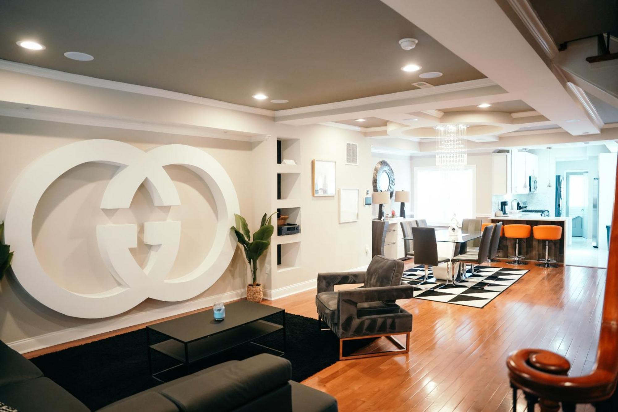 Charm City Luxury 4 Bedroom Brick Home Baltimore Bagian luar foto