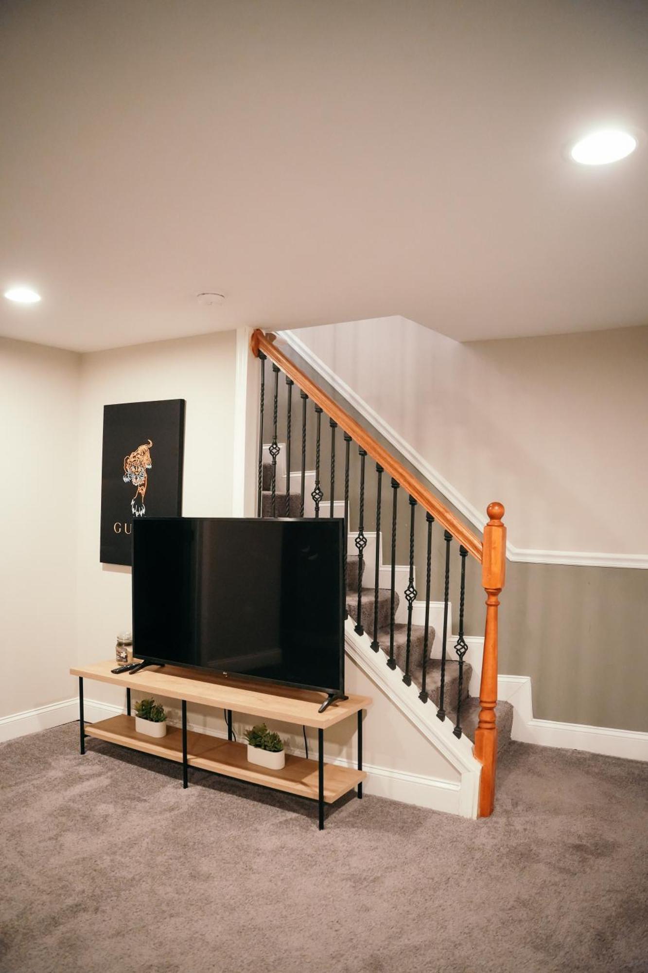Charm City Luxury 4 Bedroom Brick Home Baltimore Bagian luar foto